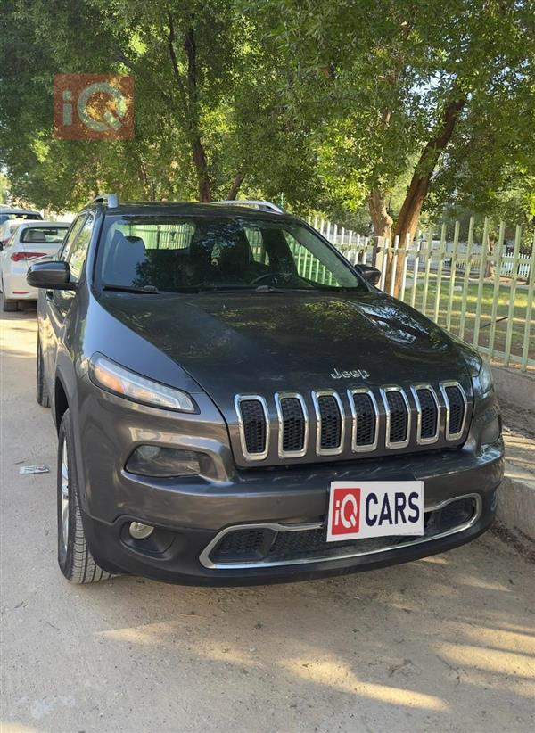 جيب شيروكي 2018 للبيع في العراق - بغداد